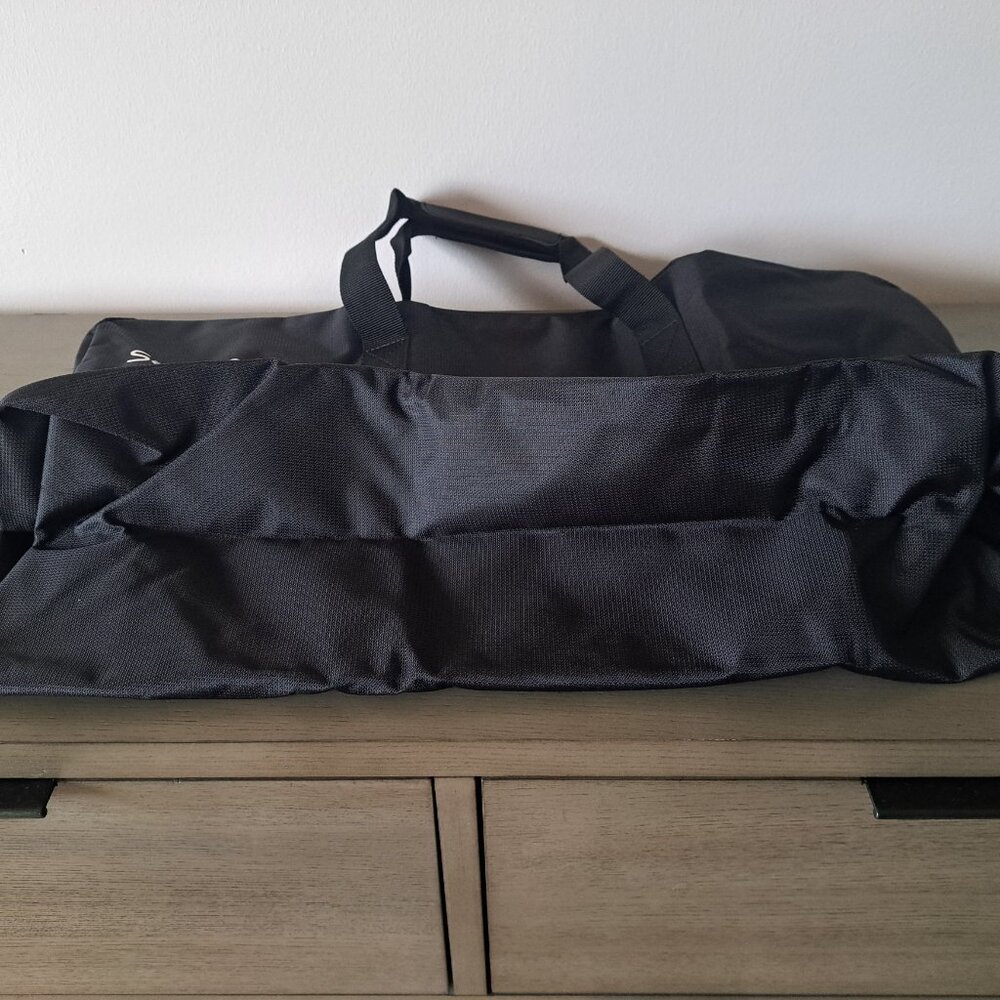 Brand New Samsonite 25” Extra Large Black Duffel Versatile Bag Lightweight - Picture 5 of 13